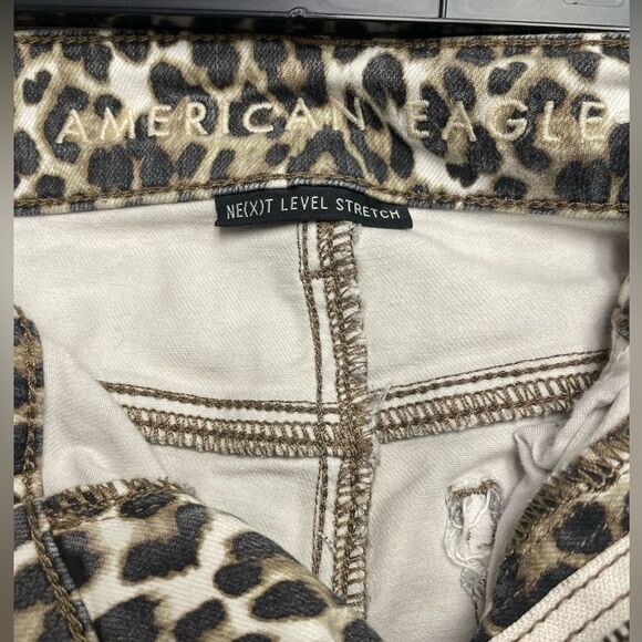 American Eagle leopard denim, High rise, stretch size 4 - Picture 5 of 6